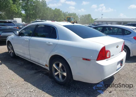 2009 Chevrolet Malibu Hybrid from USA, damaged, VIN 1G1ZF57589F138103